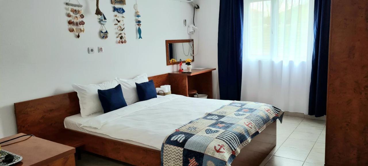 מלון Două Mai Casa Epat מראה חיצוני תמונה