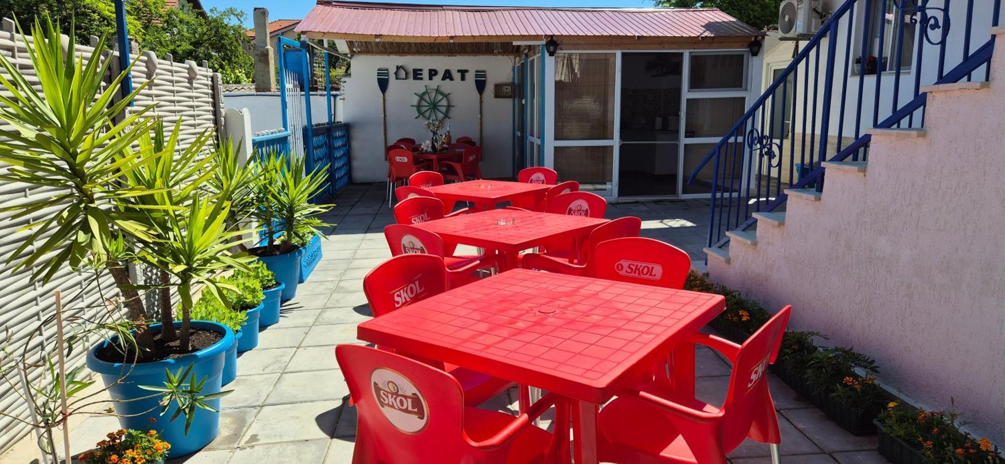 מלון Două Mai Casa Epat מראה חיצוני תמונה